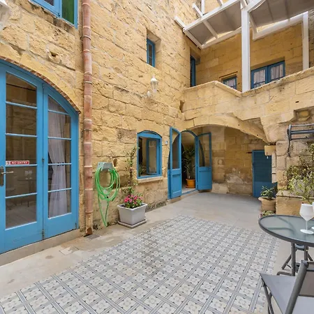 4 - Family X 3 By Solea Gharb (Gozo)