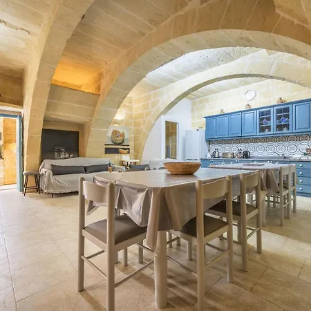 4 - Family X 3 By Solea Guest house